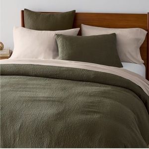 King duvet and two king shams